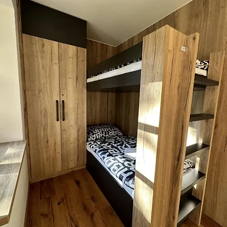 Apartmán Maj-8 By Interhome *